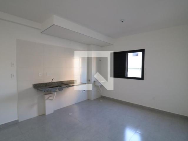 Kitnet, Vila Alpina, 1 Quarto, 27 m2 São Paulo