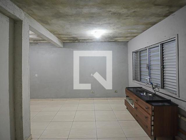 Kitnet, Vila Lusitânia, 1 Quarto, 500 m2 São Bernardo do Campo
