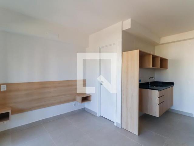 Kitnet, Vila Madalena, 1 Quarto, 23 m2 São Paulo