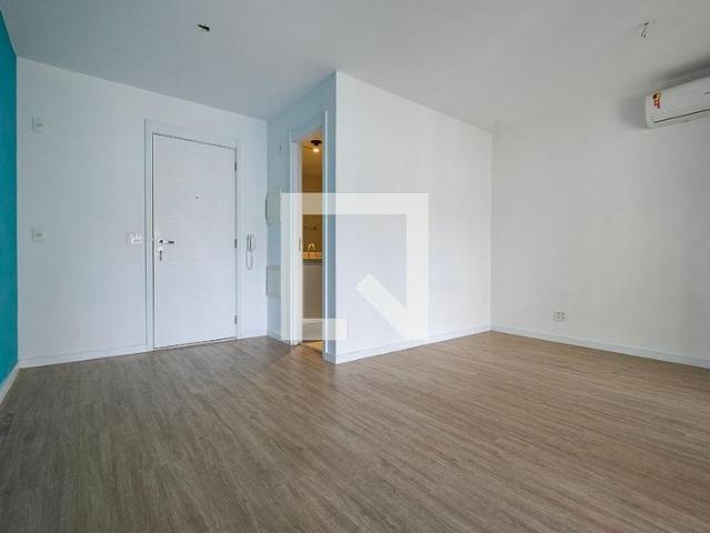Kitnet, Vila Madalena, 1 Quarto, 31 m2 São Paulo