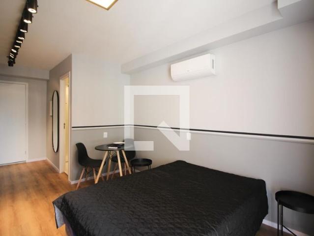 Kitnet, Vila Olímpia, 1 Quarto, 25 m2 São Paulo