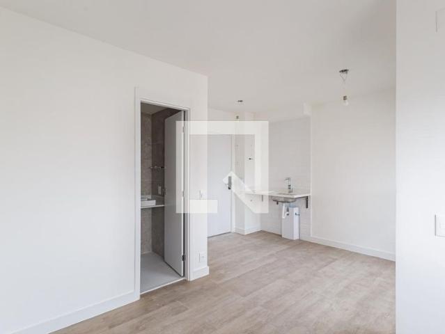 Kitnet, Vila Olímpia, 1 Quarto, 25 m2 São Paulo