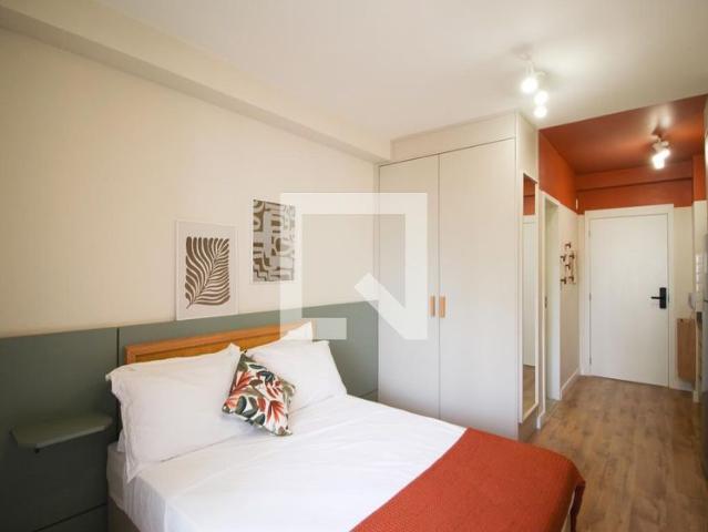 Kitnet, Vila Olímpia, 1 Quarto, 28 m2 São Paulo