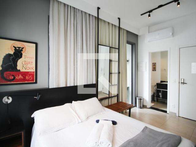Kitnet, Vila Olímpia, 1 Quarto, 28 m2 São Paulo