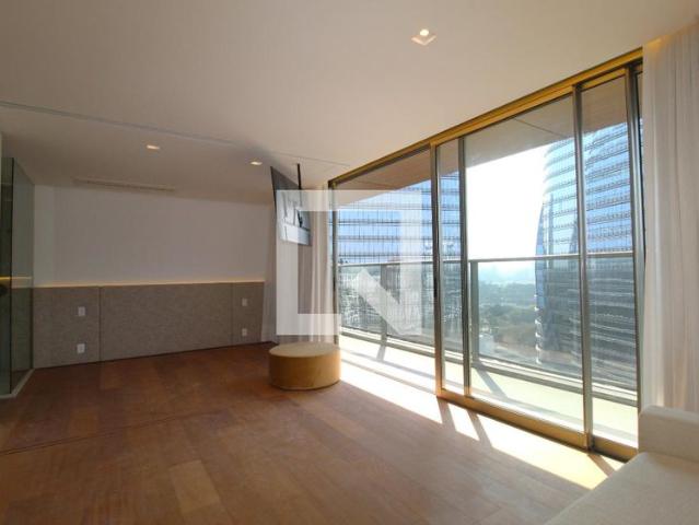 Kitnet, Vila Olímpia, 1 Quarto, 53 m2 São Paulo