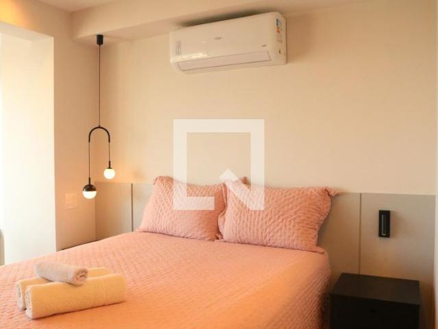 Kitnet, Vila Pompéia, 1 Quarto, 28 m2 São Paulo
