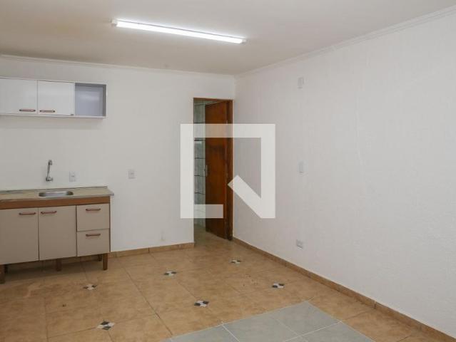 Kitnet, Vila Pompéia, 1 Quarto, 20 m2 São Paulo