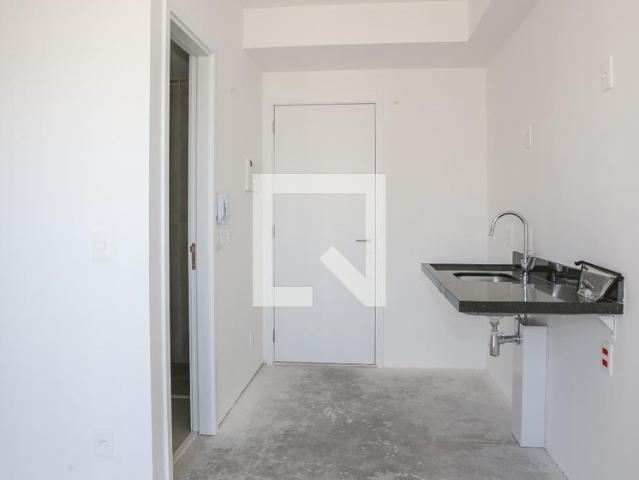 Kitnet, Vila Romana, 1 Quarto, 18 m2 São Paulo