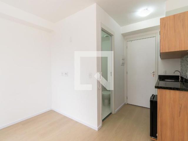 Kitnet, Vila Santa Clara, 1 Quarto, 15 m2 São Paulo