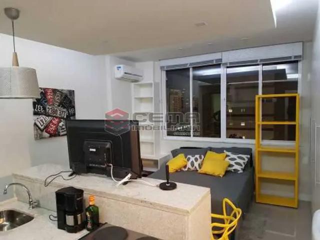Kitnet/Conjugado / Residencial / Centro
