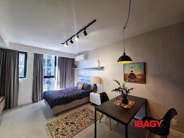 Kitnet/Loft/Studio 1 Quarto Trindade 36m²