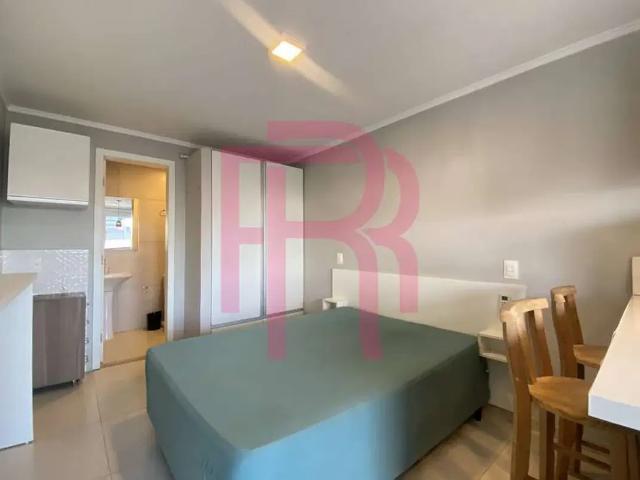 Kitnet/Studio mobiliada para locação anual em Balneário Camboriú