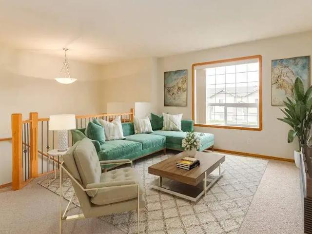 Kitson Close Townhomes 3 Bedroom Apartment for Rent