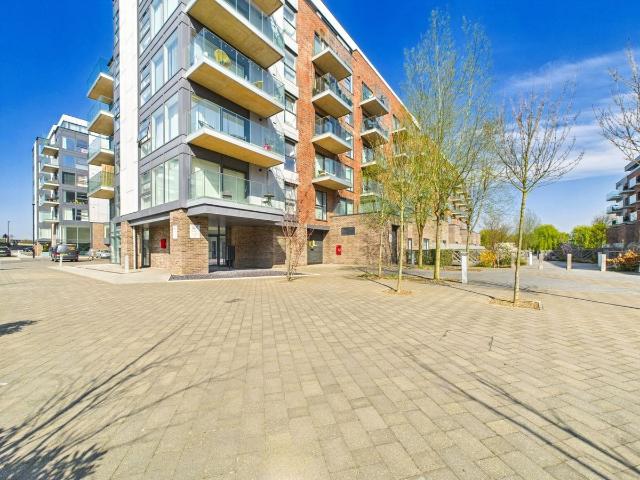 Kitson House, Fletton Quays, Peterborough PE2, 2 bed flat to rent, £1,300 pcm | PrimeLocation