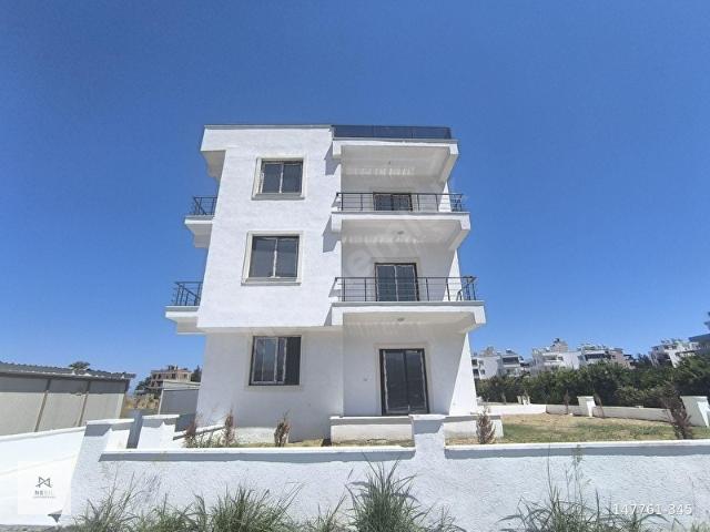 KIYIKENT SİTESİ YANI DENİZE YAKIN KONUMDA SATILIK DAİRE