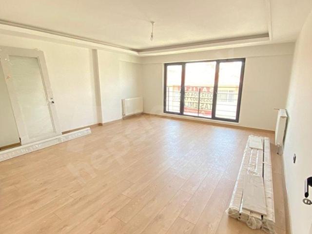 KIZILAY YENİ BİNA SIFIR DAİRE KAPALI OTOPARK DUBLEX 4+1 ÇİFT ASANSÖR KOMBİLİ MANZARALI