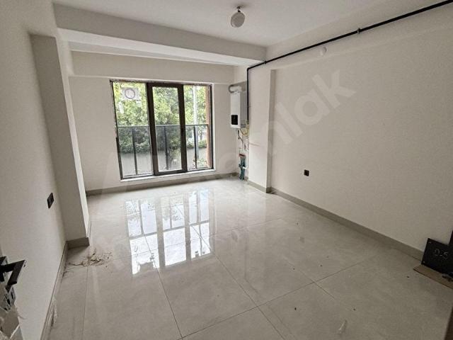 KIZILAYDA TUNA CADDESİNDE KİRALIK 1+1 SIFIR DAİRE