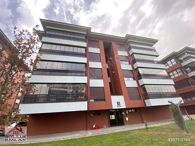 KIZILYER'DE SİTE İÇERİSİNDE 4+1 220 M2 ASANSÖRLÜ LÜKS DAİRE