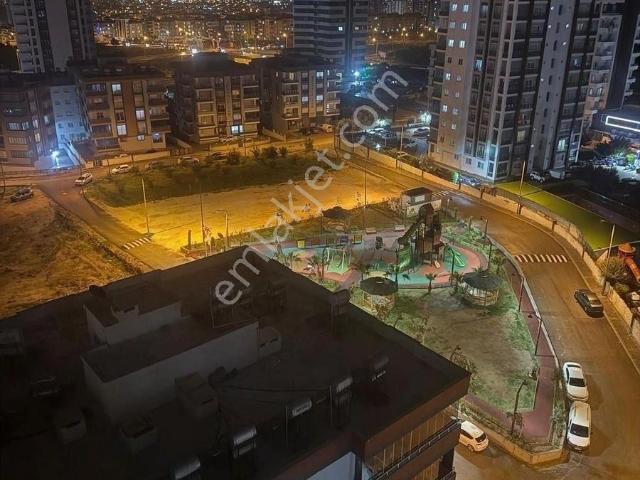 Koç’tan Konak Mevkii 210 Mt2 4+1 Daire