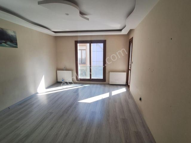 Koşu İzbana 2dk. Mesafede 2+1 Arakat Kiralık Daire