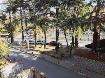 Koşuyolu ' Nun Nezih Sokağında Emsalsiz Satılık Müstakil Ev