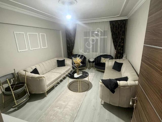 Koşuyolu Parkı Karşısında 2+1 Full Yapılı Arakat Daire !