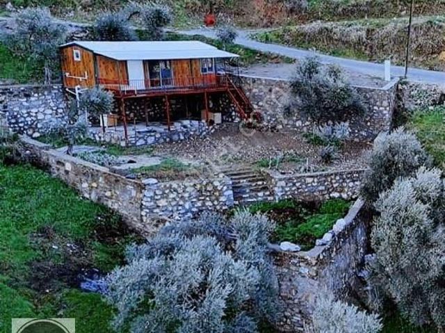 Koçarlımüthiş Manzaralı Hobi Evi