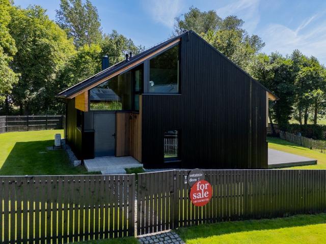 Luksusowy dom z 1000 m² ogrodu i tarasem 68 m² polecam!
