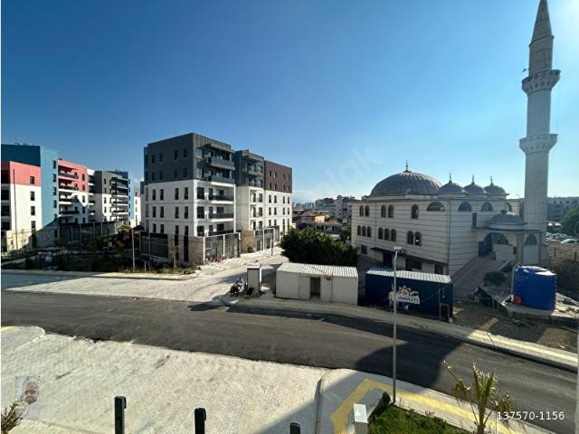 KÖŞE BAŞI GÜNEY BATI CEPHE ARAKAT GÜNEŞİ RÜZGARI BOL MÜKEMMEL KONUMDA 3+1 DAİRE