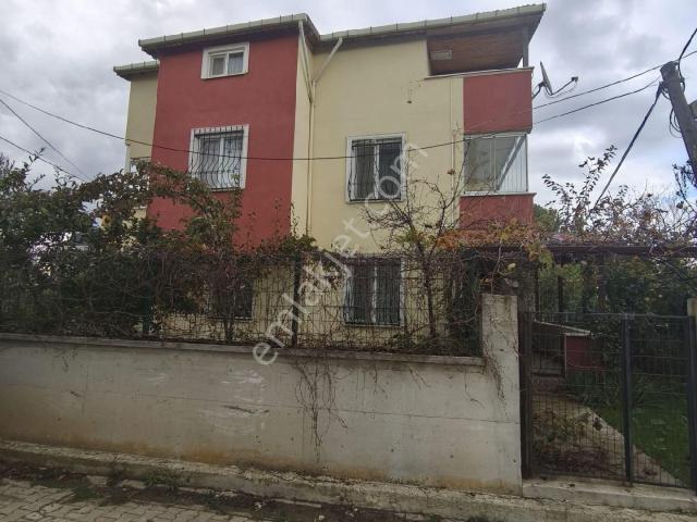 Köşe Başı Uygun Villa