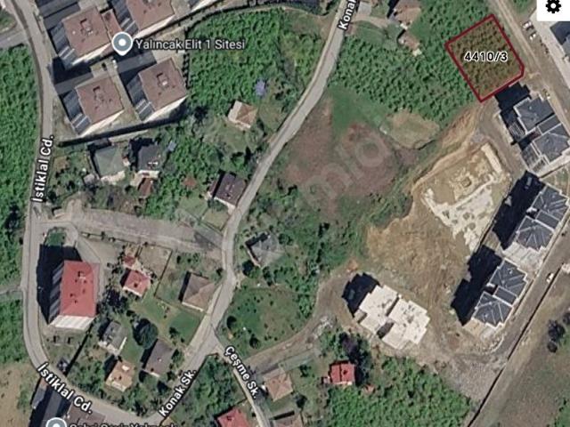 KÖŞE PARSEL 7 KAT 14 DAİRE BİR DÜKKAN SATILIK HARİKA BİR ARSA 945 M2