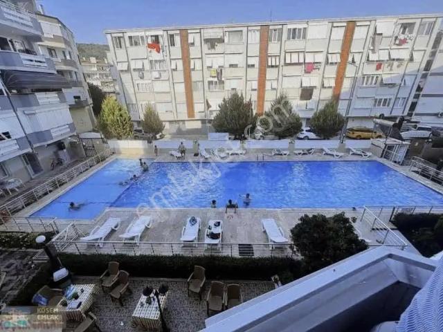 Köşem Emlaktan Satılık Havuzlu Masrafsız Daire