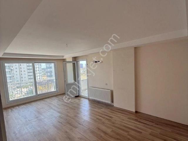 Koç Emlaktan Cumhuriyet Konutları Site İçerisinde 3+1 Bağımsız Mutfak Kiralık Daire
