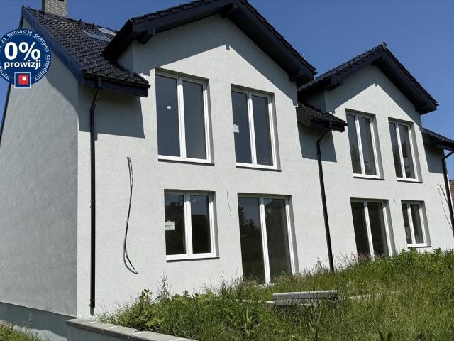 Dom bliźniak 145m2 z garażem i ogródkiem w Kołobrzegu