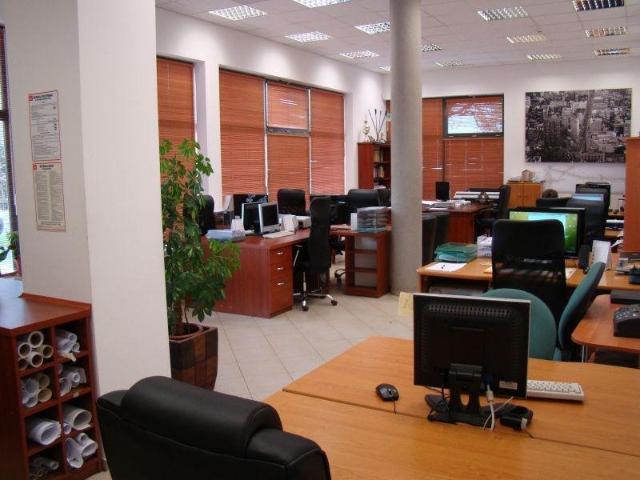 Lokal użytkowy 100 m2 z garażem, biuro, Kołobrzeg