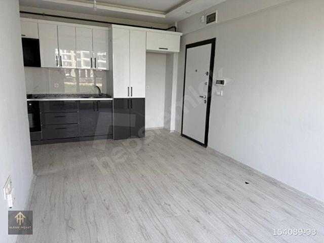 KOMBİLİ ANKASTRELİ ÖĞRENCİYE UYGUN KİRAYA VERİLEBİLİR 1+1 ARA KAT