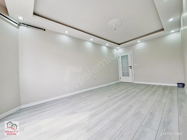 KOMBİ MASRAFSIZ, K.MÜLKİYETLİ İSKANLI, Y.ISITMA, ARA KAT DAİRE