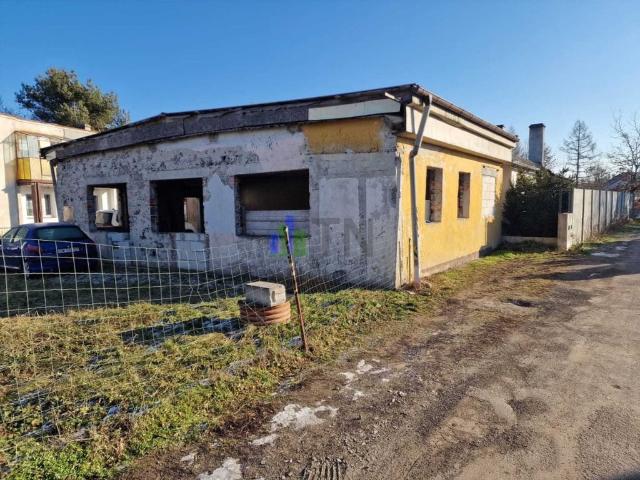 Komercyjne lokal na sprzedaż