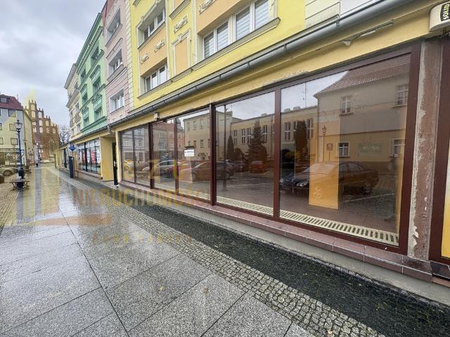 Komercyjne lokal na sprzedaż
