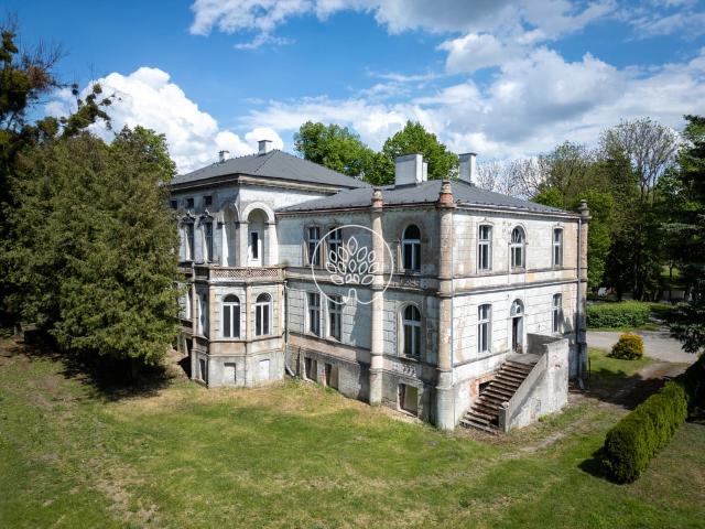 Komercyjne lokal na sprzedaż