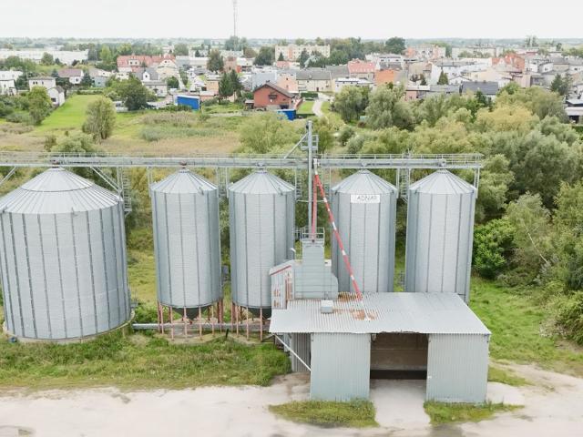 Komercyjne lokal na sprzedaż