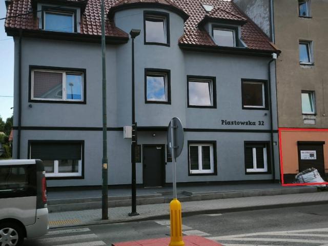 Komercyjne lokal na sprzedaż