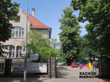 Aleja Niepodległości, Sulechów, Sulechów, Powiat zielonogórski, Województwo lubuskie