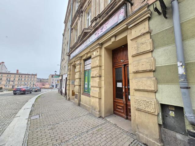 Komercyjne lokal na sprzedaż, Długa