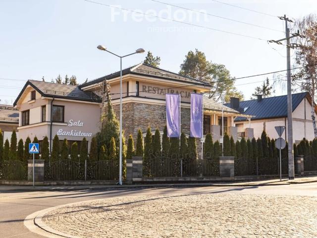 Komercyjne lokal na sprzedaż, Dolna