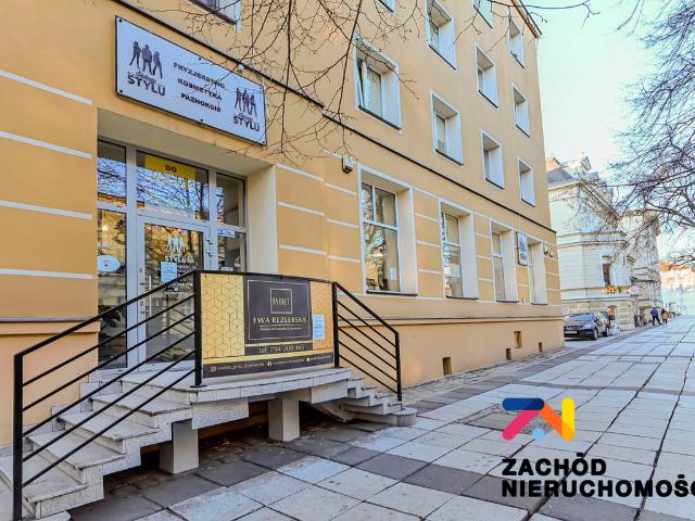 Komercyjne lokal na sprzedaż, Zielona Góra, Centrum