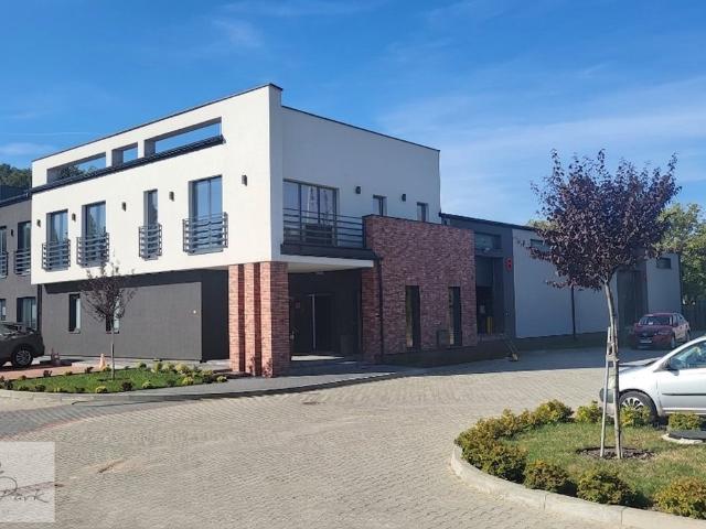 Komercyjne lokal na wynajem, Warszawska