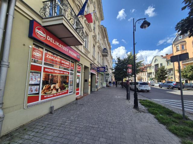 Komercyjne lokal na wynajem, Dąbrówki