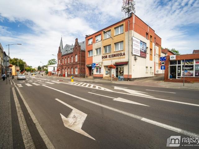 Komercyjne lokal na wynajem, Konstytucji 3 Maja