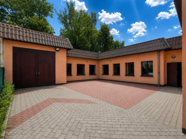 Komercyjne lokal na wynajem, Krańcowa